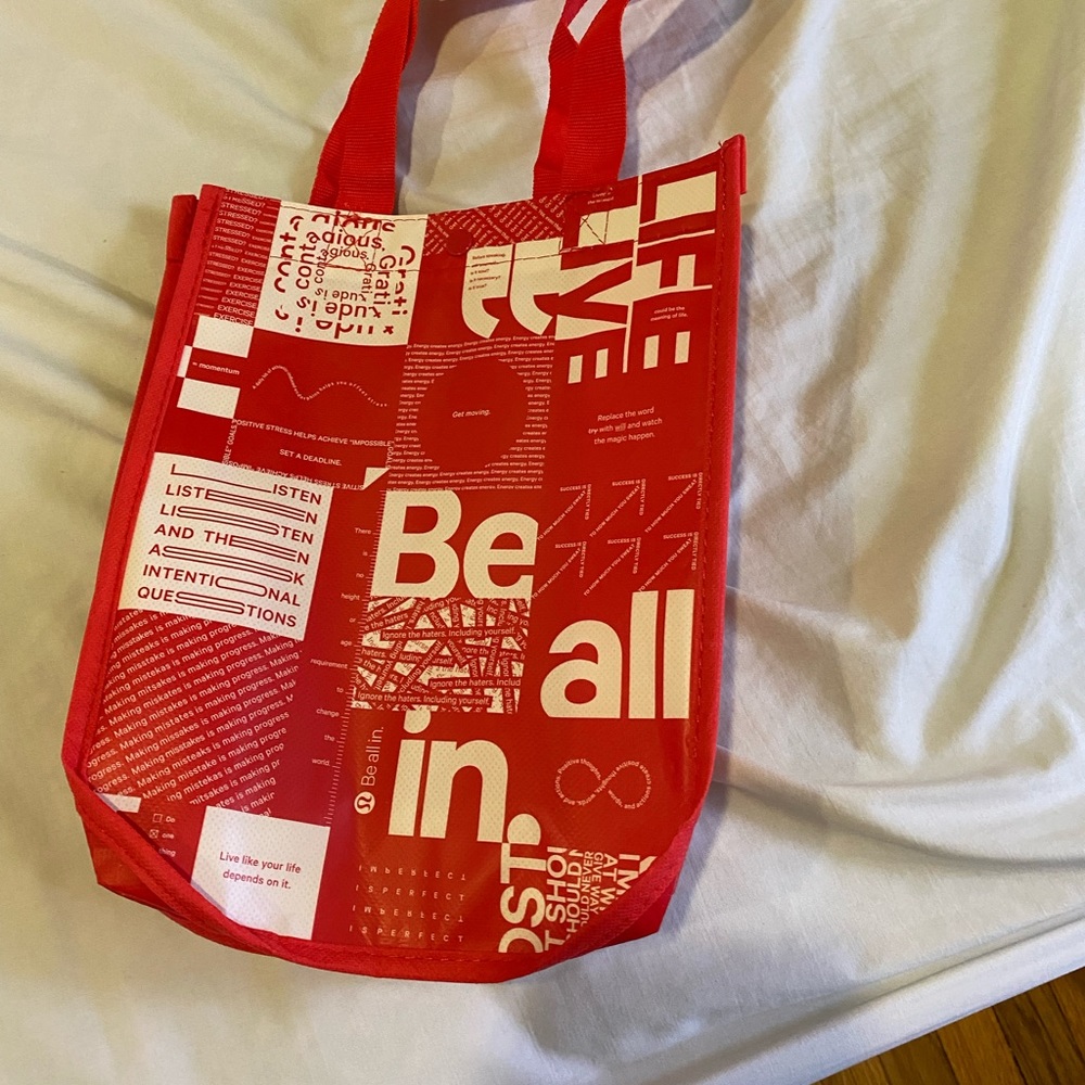 Lululemon Tote